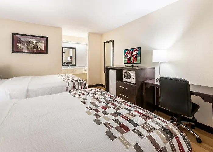 Motel: Red Roof Inn Indianapolis - Castleton
